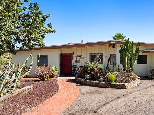 4310 Resmar Rd., La Mesa CA 91941