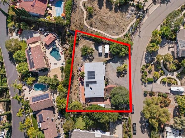 4310 Resmar Rd., La Mesa CA 91941