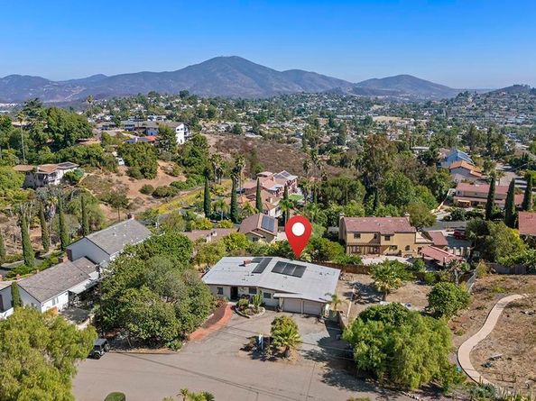 4310 Resmar Rd., La Mesa CA 91941