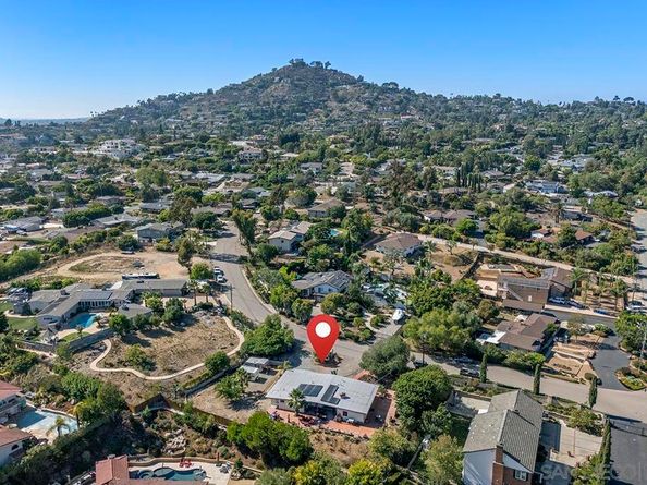4310 Resmar Rd., La Mesa CA 91941