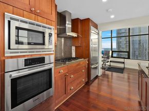 700 W E St 3502, San Diego CA 92101