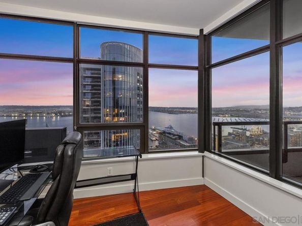 700 W E St 3502, San Diego CA 92101