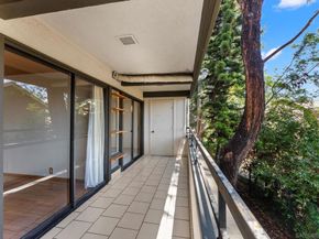 2533 Navarra Dr 2A, Carlsbad CA 92009