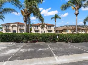 2533 Navarra Dr 2A, Carlsbad CA 92009