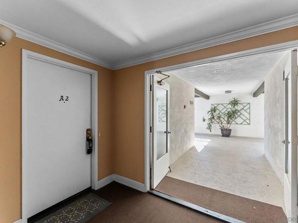 2533 Navarra Dr 2A, Carlsbad CA 92009