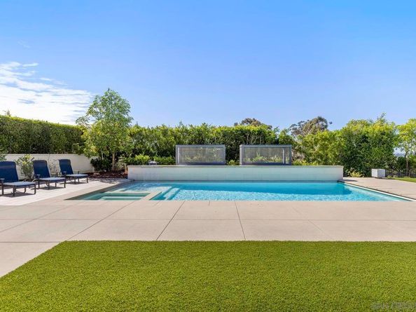 6370 Carmel View South, San Diego CA 92130