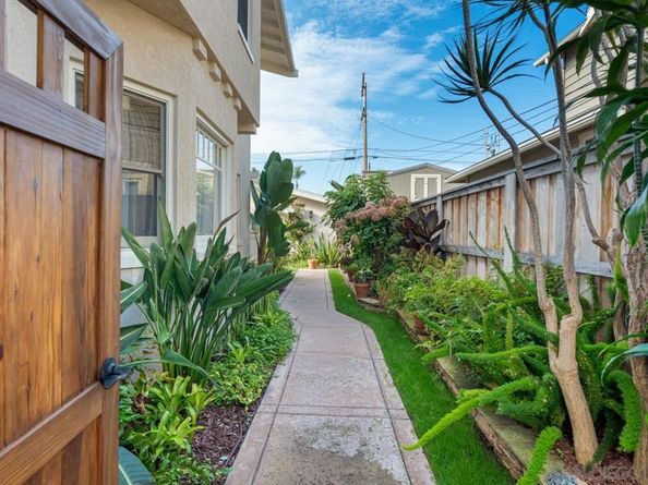 1860 Montecito W, San Diego CA 92103