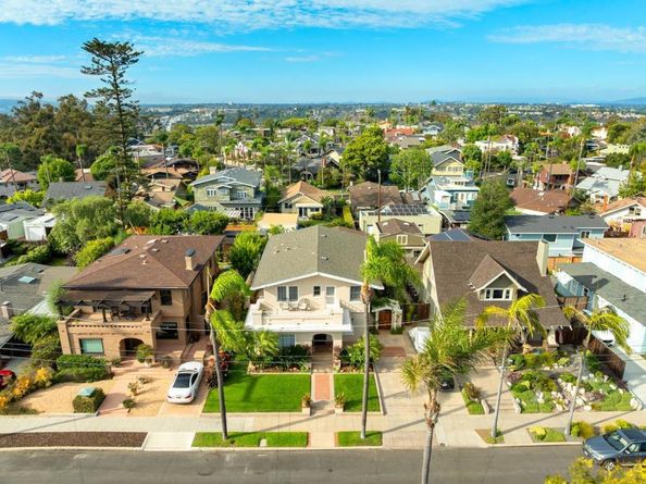 1860 Montecito W, San Diego CA 92103