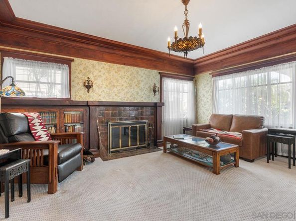 1860 Montecito W, San Diego CA 92103