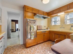 1860 Montecito W, San Diego CA 92103