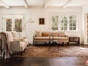 2107 Santa Rosa Avenue, Altadena CA 91001