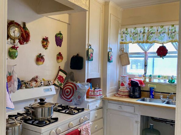 3110 Raymond Avenue, Los Angeles CA 90007