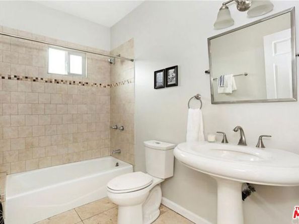 395 N Holliston Avenue, Pasadena CA 91106