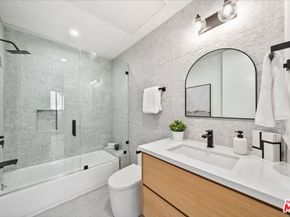 7305 N Eaton Place, Los Angeles CA 90046