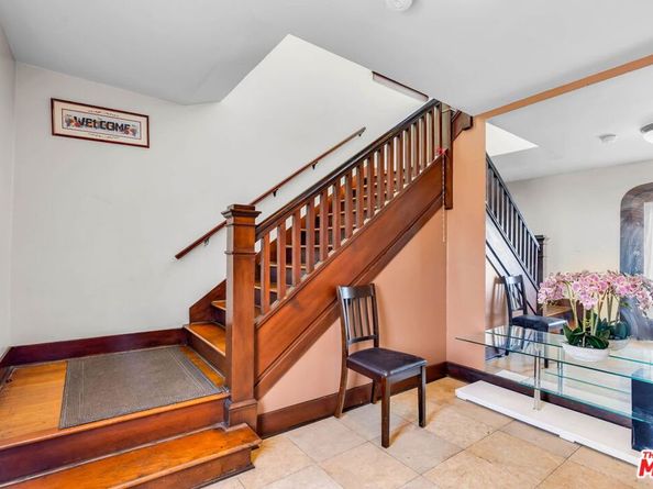 1412 S Victoria Avenue, Los Angeles CA 90019