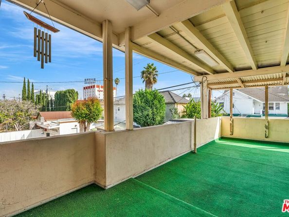 1412 S Victoria Avenue, Los Angeles CA 90019