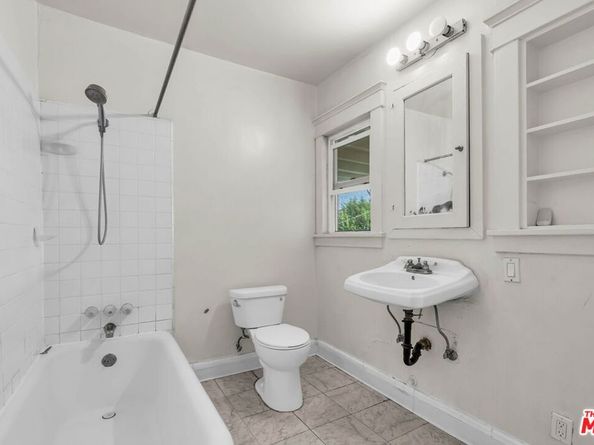 1412 S Victoria Avenue, Los Angeles CA 90019