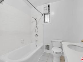 1412 S Victoria Avenue, Los Angeles CA 90019