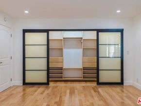 8535 W West Knoll Drive 109, West Hollywood CA 90069