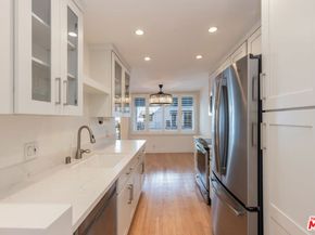 8535 W West Knoll Drive 109, West Hollywood CA 90069