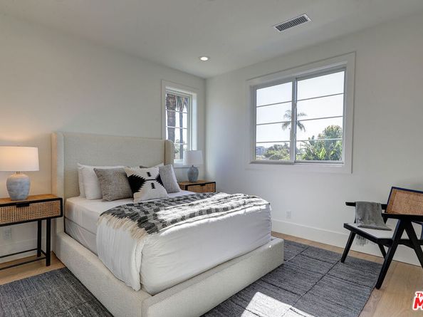 4226 East Boulevard, Los Angeles CA 90066