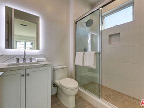 4226 East Boulevard, Los Angeles CA 90066