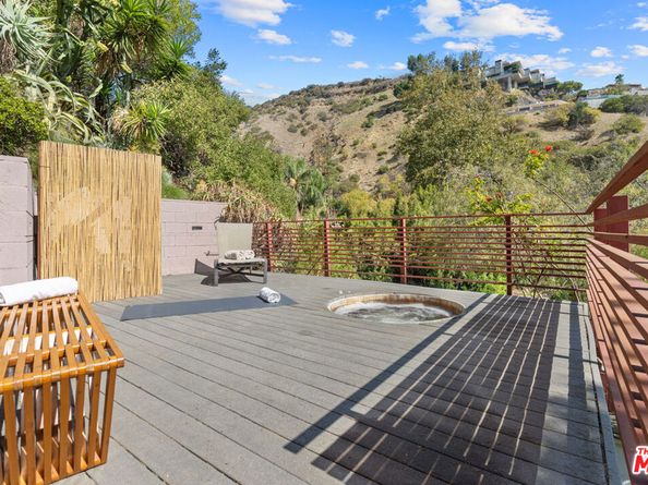 1853 Nichols Canyon Road, Los Angeles CA 90046