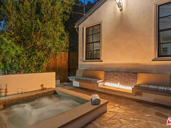 1853 Nichols Canyon Road, Los Angeles CA 90046