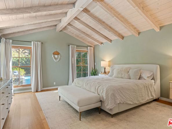 1853 Nichols Canyon Road, Los Angeles CA 90046