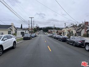 560 W 4th Street, San Pedro CA 90731