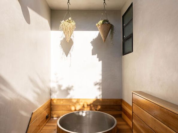 745 Sunset Avenue, Venice CA 90291