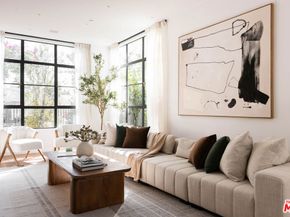 745 Sunset Avenue, Venice CA 90291