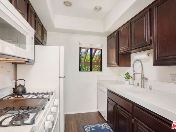 8114 Manitoba Street 208, Playa Del Rey CA 90293