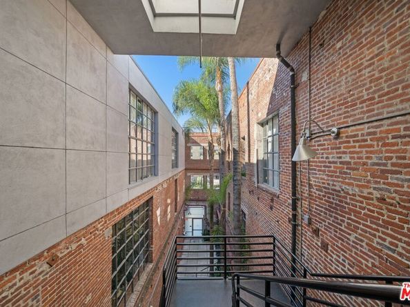 500 Molino Street 208, Los Angeles CA 90013