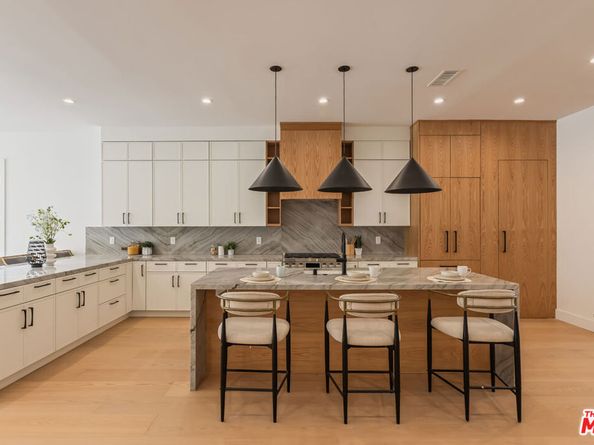 5110 Orange Place, Los Angeles CA 90008