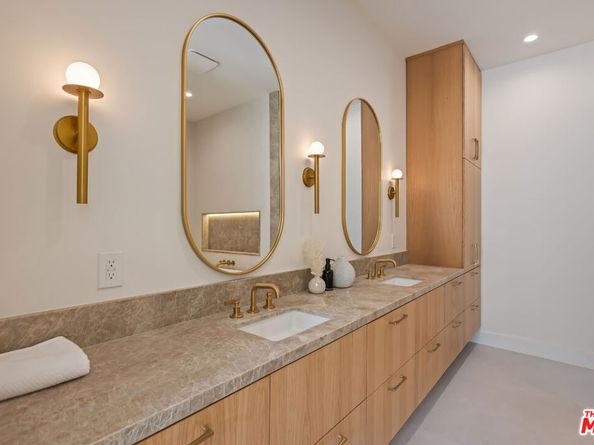 5110 Orange Place, Los Angeles CA 90008