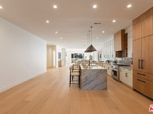 5110 Orange Place, Los Angeles CA 90008