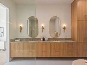 5110 Orange Place, Los Angeles CA 90008