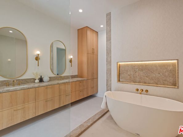 5110 Orange Place, Los Angeles CA 90008