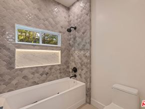 5110 Orange Place, Los Angeles CA 90008