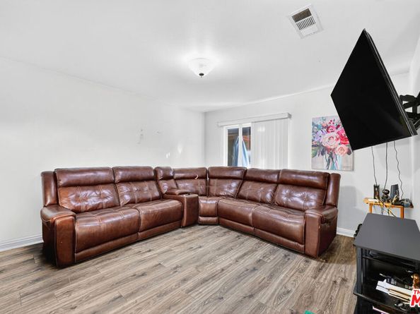 1503 E Gage Avenue, Los Angeles CA 90001