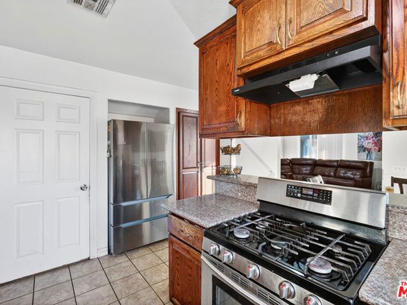 1503 E Gage Avenue, Los Angeles CA 90001