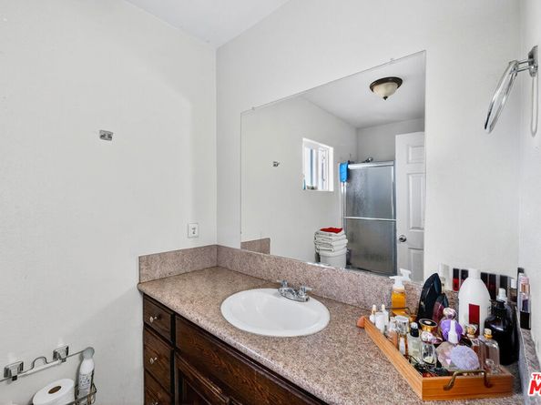 1503 E Gage Avenue, Los Angeles CA 90001