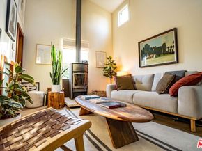 560 Westminster Avenue, Venice CA 90291