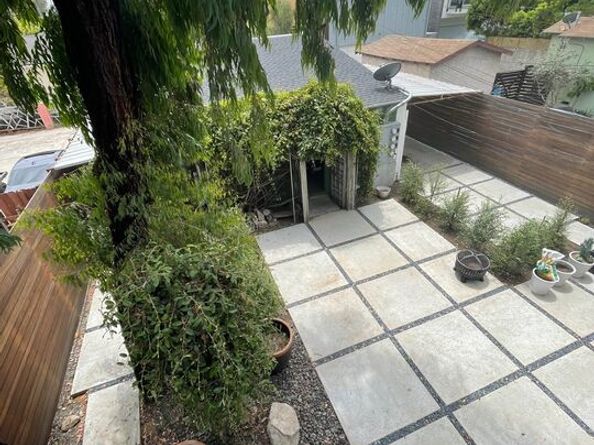 560 Westminster Avenue, Venice CA 90291