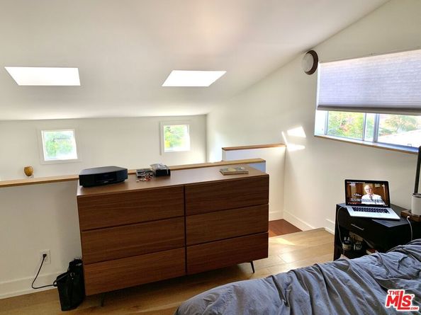 560 Westminster Avenue, Venice CA 90291