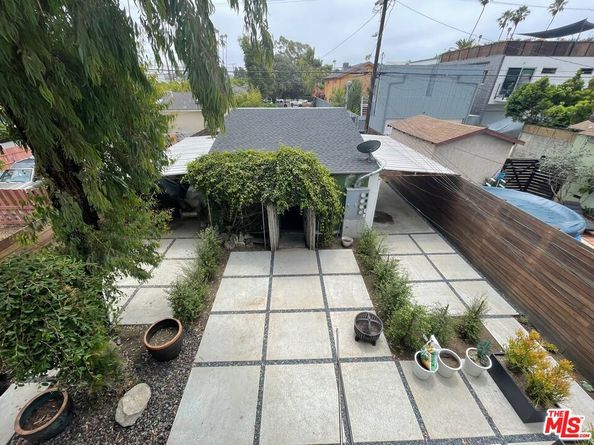560 Westminster Avenue, Venice CA 90291
