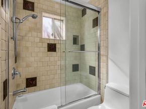 560 Westminster Avenue, Venice CA 90291