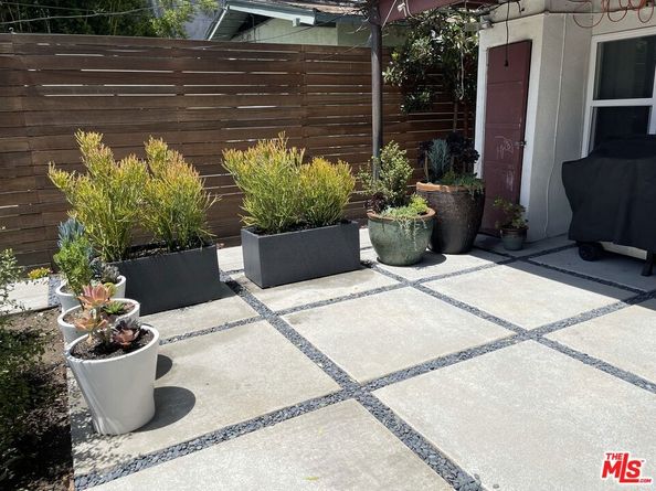 560 Westminster Avenue, Venice CA 90291