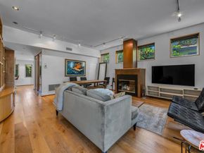 560 Westminster Avenue, Venice CA 90291